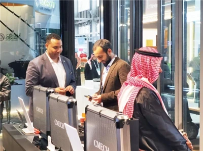 يضيء الميكانيكية في خمسة معارض صناعية رئيسية في المملكة العربية السعودية